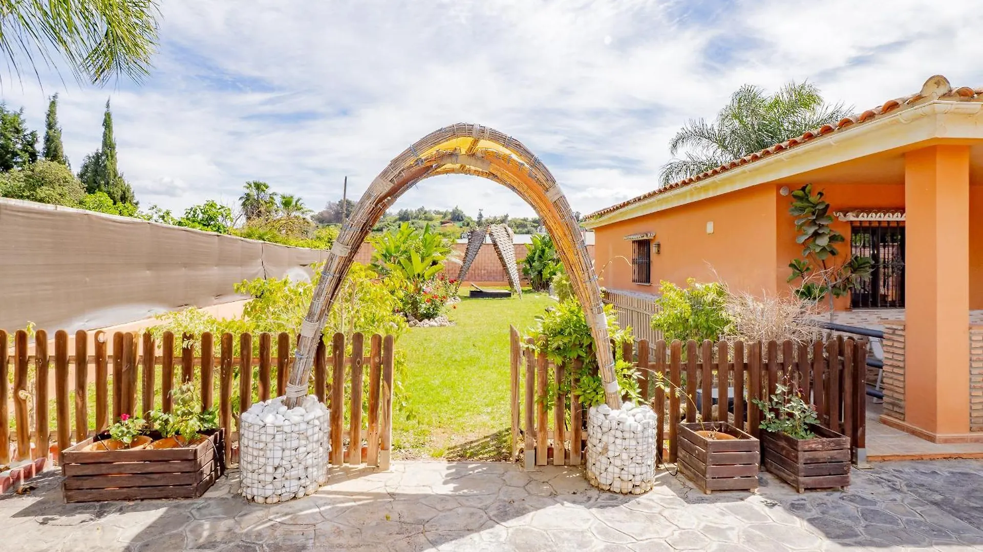 Cubo'S Villa Lula Cártama